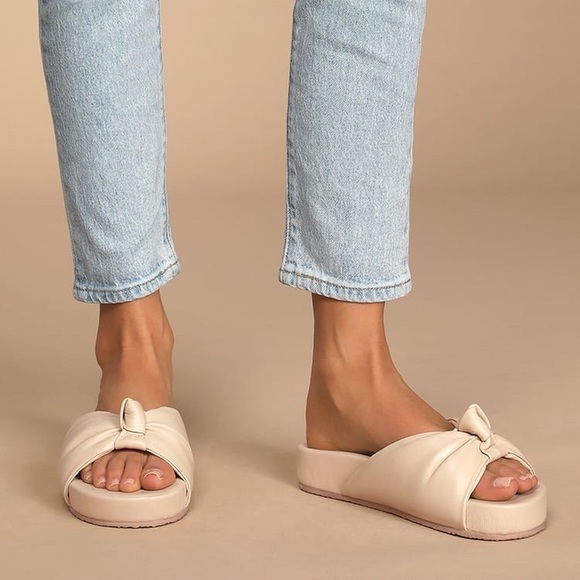 Seychelle’s Set the Tone Leather Knotted Slide Sandals / puff slides - Picture 4 of 4